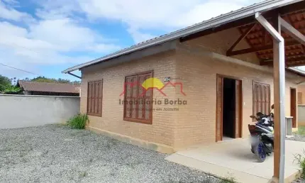 Casa com 2 quartos para alugar no Porto Grande, Araquari 