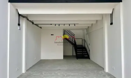 Sala comercial para alugar no Anita Garibaldi, Joinville 