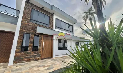 Casa com 5 quartos à venda no Bom Retiro, Joinville 