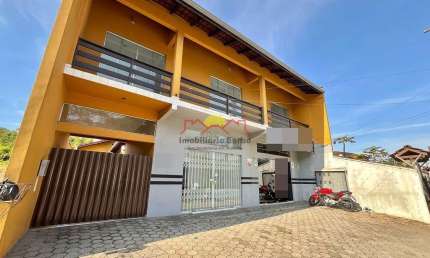 Casa comercial à venda no Paranaguamirim, Joinville 
