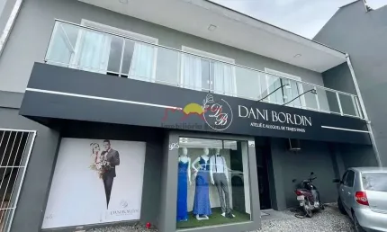 Casa comercial à venda no Itaum, Joinville 