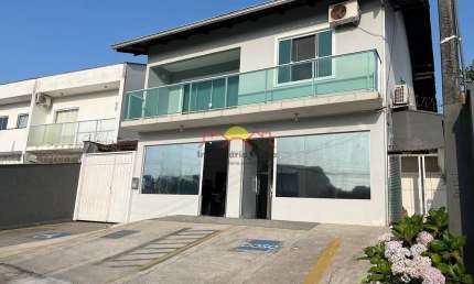 Casa comercial à venda no Profipo, Joinville 