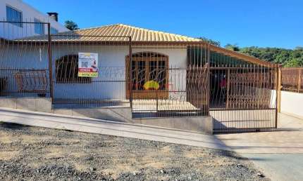 Casa com 4 quartos à venda no João Costa, Joinville 
