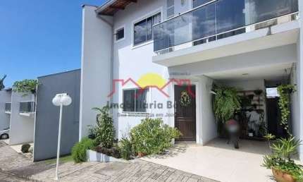 Casa com 2 quartos para alugar no João Costa, Joinville 