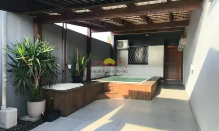 Casa com 2 quartos à venda no Espinheiros, Joinville 