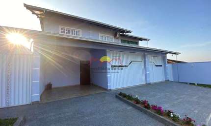 Casa com 3 quartos à venda no Guanabara, Joinville 