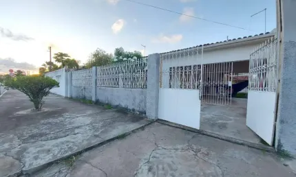 Casa com 3 quartos à venda na Rua Desembargador Barreto Cardoso, 297, Gruta de Lourdes, Maceió