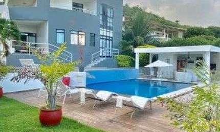 Casa Dulpex em Condomínio Fechado - Jacarecida - 700m²