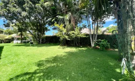 Terreno em Rua Fechada no Bairro de Antares sendo 10 x 35