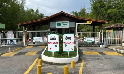Lote em Condomínio Fechado no Bairro do Jardim Petrópolis - 360m²