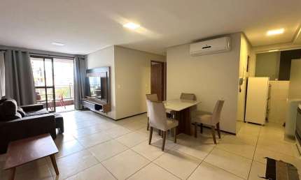 Apartamento com 2 dormitórios sendo 1 suíte na  Jatiúca - 62m²