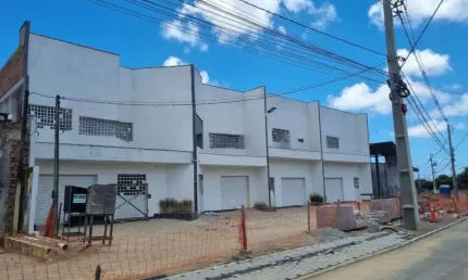 Galpão disponível para Locação na Durval de Góes Monteiro - 260m² e 400m²