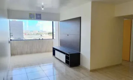 Apartamento com 3 quartos sendo 1 suíte na Jatiúca - 80m²
