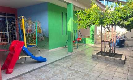 Casa Comercial com 2 dormitórios localizada em Rio Largo - 360m²