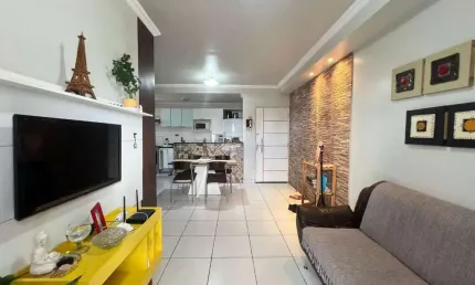 Apartamento com dois quartos, localizado no bairro Barro Duro.