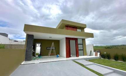 Casa em Condomínio fechado com 3 quartos sendo 1 suíte em Marechal Deodoro - 200m²