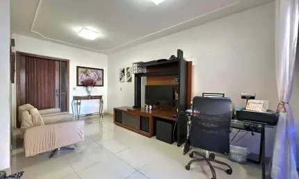 Apartamento com 3 dormitórios sendo 1 suíte + DCE no Bairro da Jatiúca à Venda - 110m²