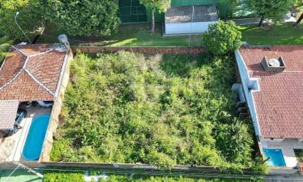 Excelente oportunidade em Maceió – Terreno de 750m² (3 lotes de 250m² cada)