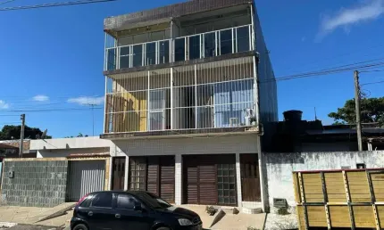 Oportunidade de investimento: Prédio com 8 apartamentos no Conjunto João Sampaio - 175m²