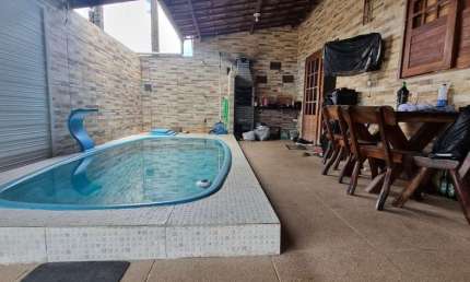 Casa com 3 dormitórios localizada em Marechal Deodoro - 98m²