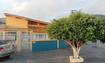 Casa com 3 quartos à venda na Avenida Marina, 762, Balneário Umuarama, Mongaguá
