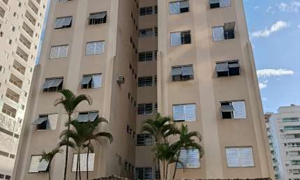 Apartamento com 3 quartos para alugar na Rua Doutor João Sampaio, 469, Guilhermina, Praia Grande