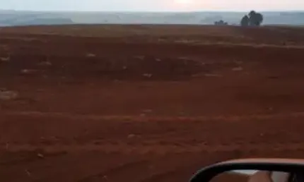 Fazenda a venda no município de Sacramento com 41 alqueires (198.4 hectares).
