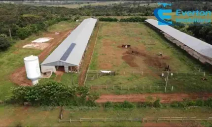 Chácara / sítio com 3 quartos à venda no Centro, Uberlândia 