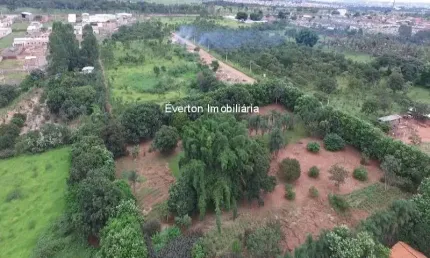 Área urbana situada no bairro jardim canãa, em uberlândia-mg;