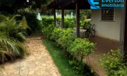 Chácara em condomínio com 5.000 m², em Uberlândia - MG;