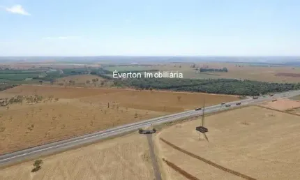 Terreno à venda na Área Rural de Uberlândia, Uberlândia 