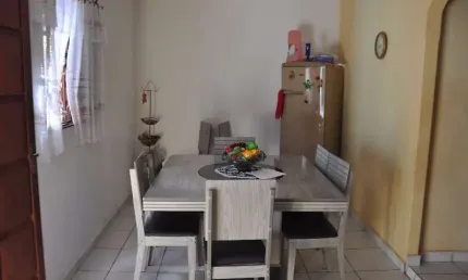 Excelente  casa para investimento, no bairro Morumbi, Uberlândia-MG;