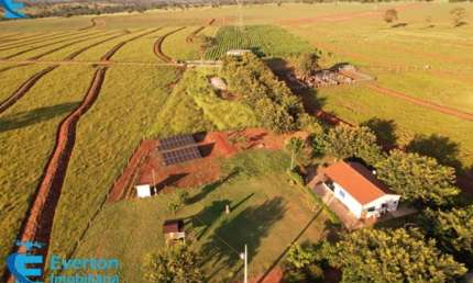 Fazenda de 16.50 Alqueires em Santa Vitória-MG: oportunidade única com 79,86 hectares de área!