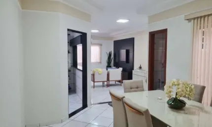 Casa de 215 m², com 3/4 (1 suíte), cômodos grandes e com área gourmet completa.