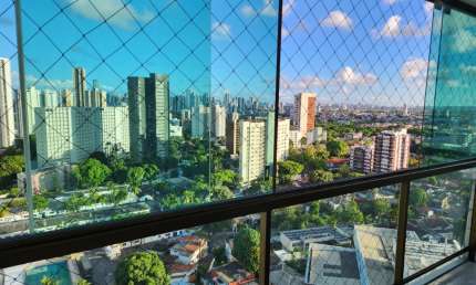 Andar Alto, 4 quartos, 4 vagas na garagem.  Lazer completo!!