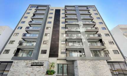 Lindo apartamento novo, com 2 quartos, suíte, varanda e vaga de garagem