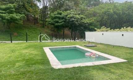 Casa de Condomínio com 60 m², 4 quartos e 6 banheiros