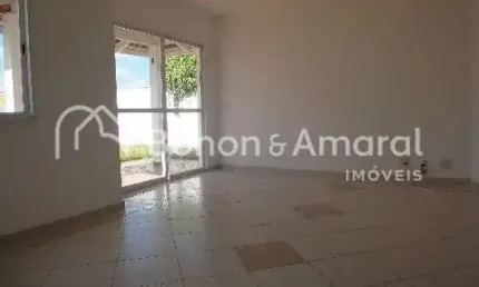 Casa em Condomínio com 115 m², 3 quartos e 3 banheiros