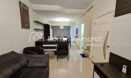 Casa de Condomínio com 3 Quartos e 4 banheiros à Venda, 134 m² por R$ 900.000