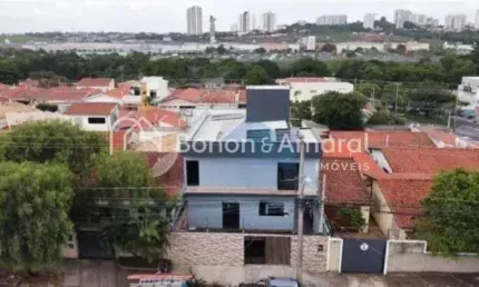 Novíssima casa à venda, com 250m² de área construída, no Jardim Santa Genebra
