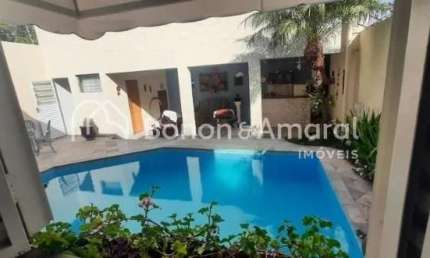 Casa à venda com 230m² de área construída, no Parque Taquaral