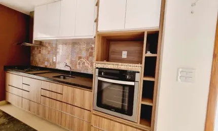 Casa de Condomínio com 3 Quartos e 2 banheiro à Venda, 75m² por R$ 520.000