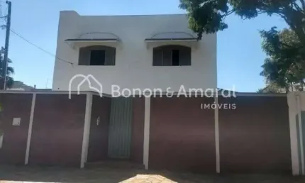 Casa à venda no Jardim Santa Genebra em Campinas, com 280m² de área construída.