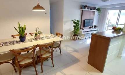 Apartamento com 3 Quartos e 2 banheiros à Venda, 85m² por R$ 850.000