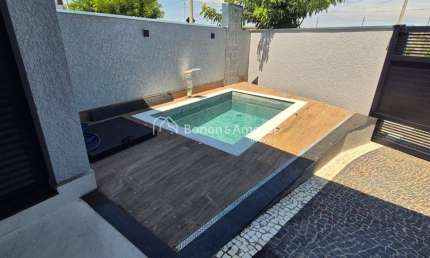 Casa Térrea 3 quartos no Condomínio Terras da Estância em Paulínia, SP.