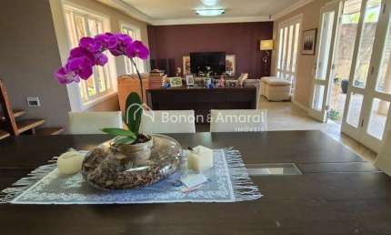 Casa com 4 Quartos e Lazer Completo em Condomínio em Sousas - Oportunidade Imperdível!