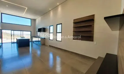 Casa Térrea Nova à Venda no Condomínio Portal do Jequitibá - 3 Suítes, Piscina Privativa, 4 Vagas - Valinhos/SP