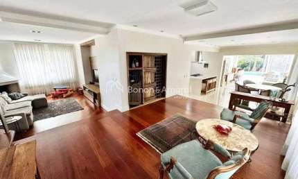 Casa de condomínio à venda com 400m² e 4 quartos no Alphaville Campinas