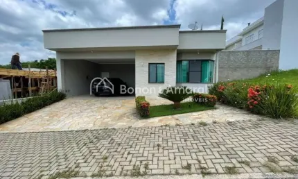 Casa Térrea com 3 Dormitórios, Espaço Gourmet e 4 Vagas no Condomínio Porto do Sol em Valinhos