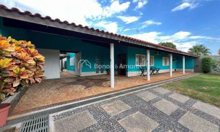 Casa térrea, mobiliada, com 3 Quartos terreno de 970 metros, no Jardim Planalto em Paulínia